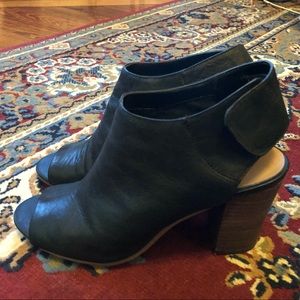 Black Nine West Peep Toe Booties